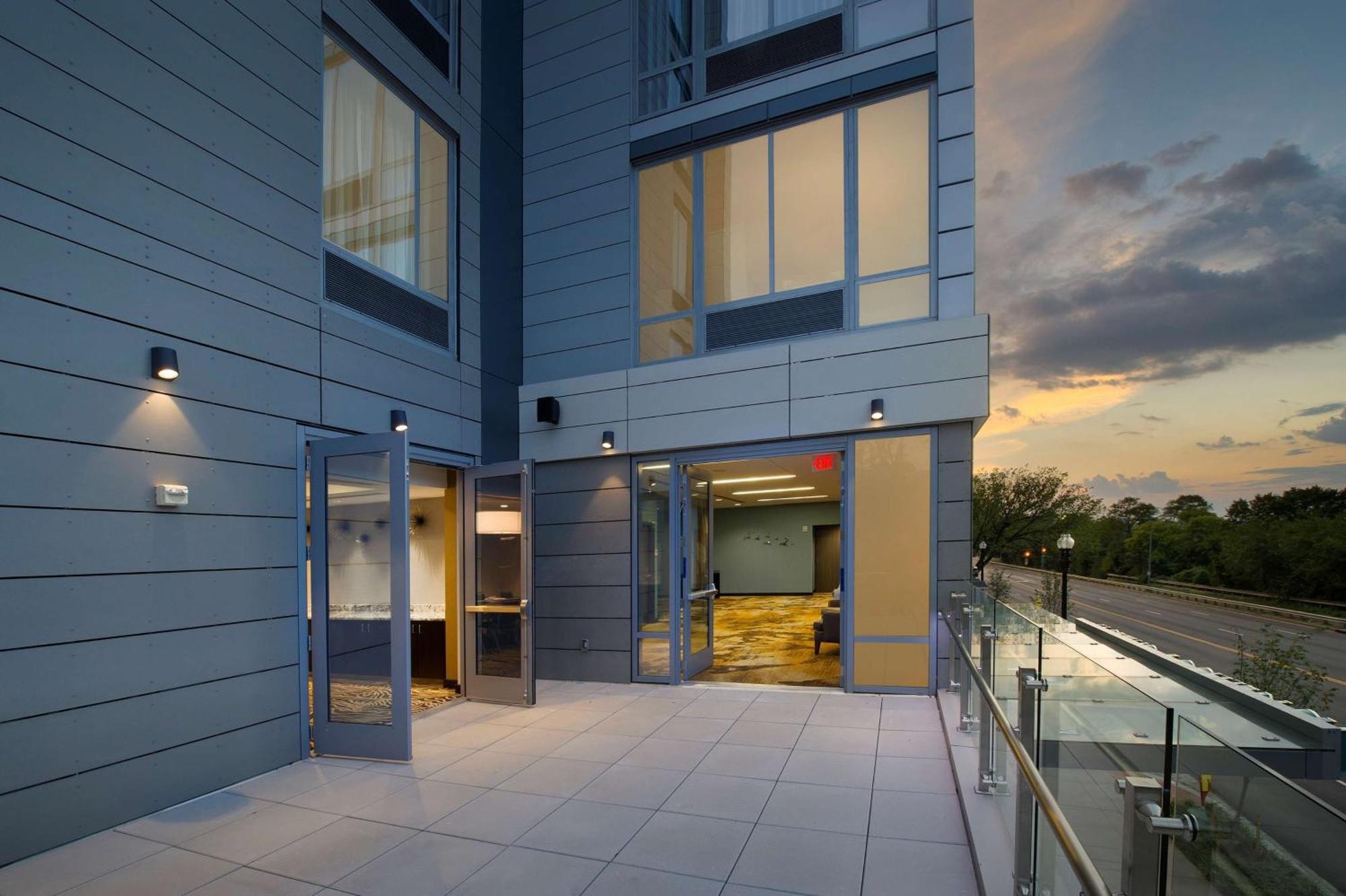 Hotel Hampton Dc Noma Union Station 3*